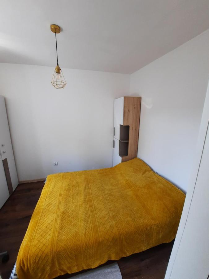 Apartament Zorzy Przy Instytucie Kardiologii Anin Apartment Варшава Екстериор снимка